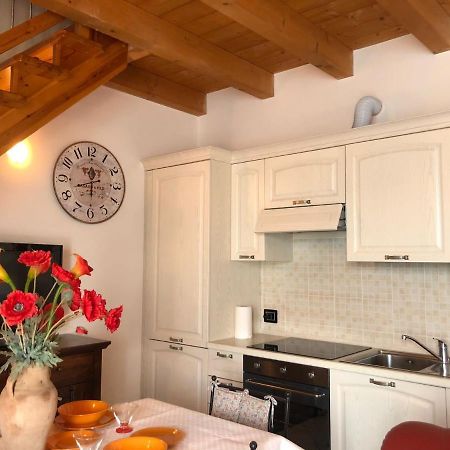 La Villetta In Residence Con Piscina E Vista Lago Parzanica エクステリア 写真