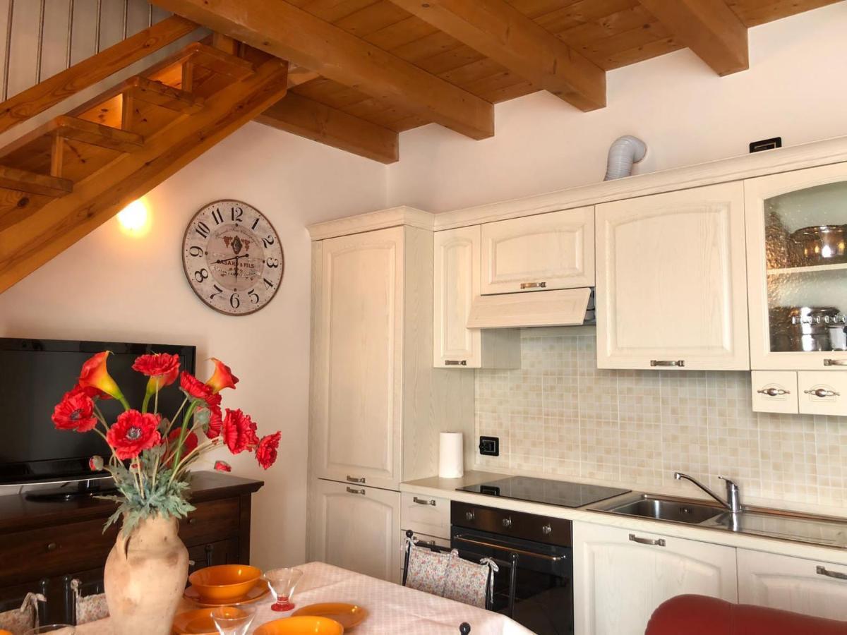 La Villetta In Residence Con Piscina E Vista Lago Parzanica エクステリア 写真